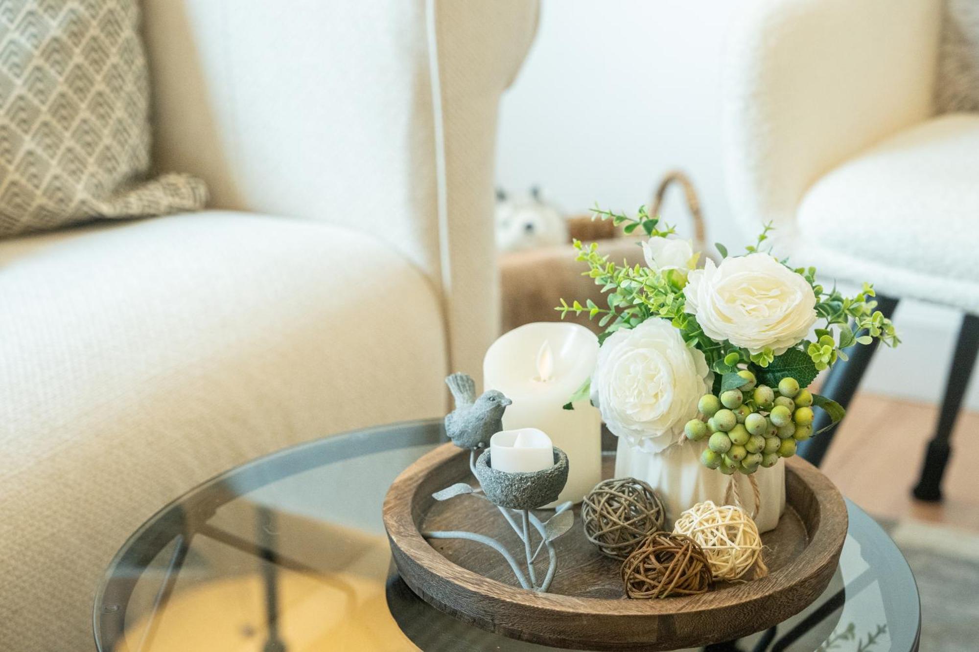 Beautiful Renovated Flat Incl Parking